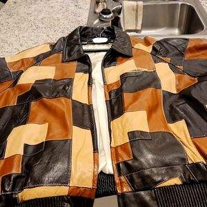Vintage leather jacket perfect condition
